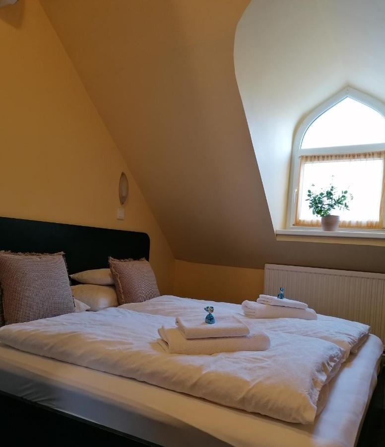 Apartamento Bianco Sopron Exterior foto