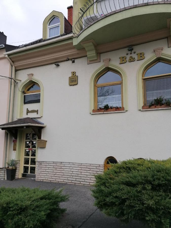 Apartamento Bianco Sopron Exterior foto